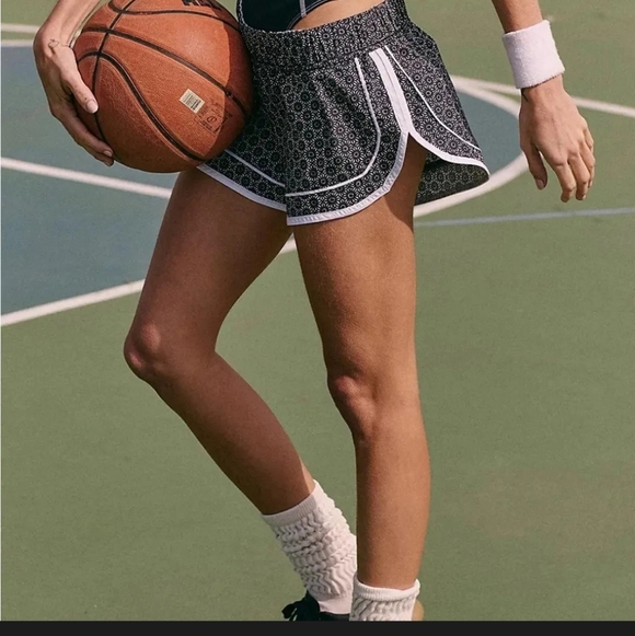 Free People Movement Variety Blues Women's Black Patterned Shorts. Large NWT - Picture 2 of 3